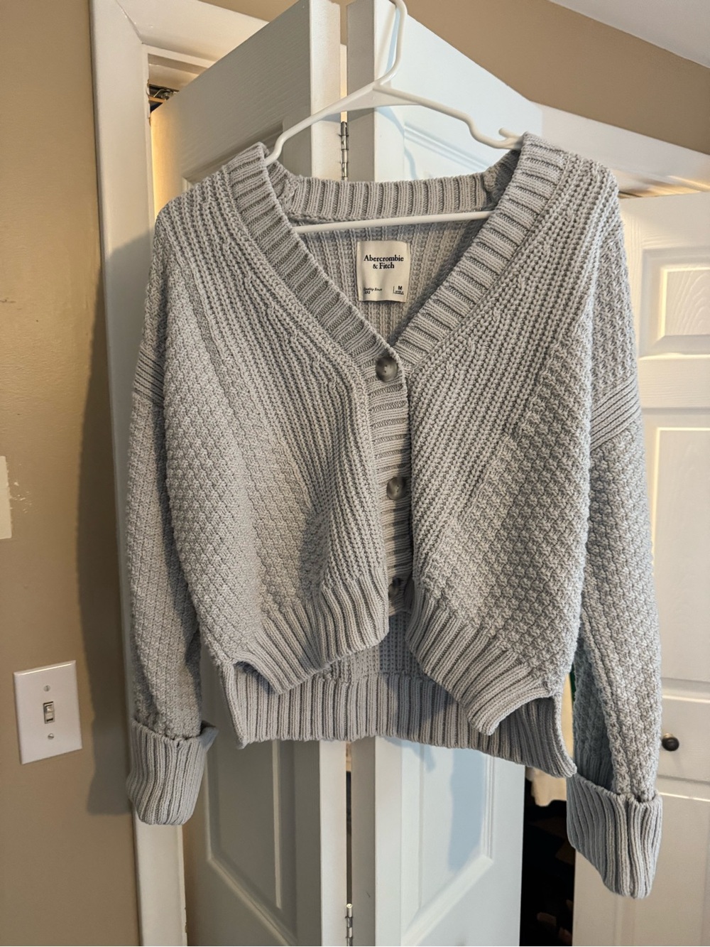 Abercrombie & Fitch Cameron Seed Stitch Light Greg Cardigan - Picture 2 of 3
